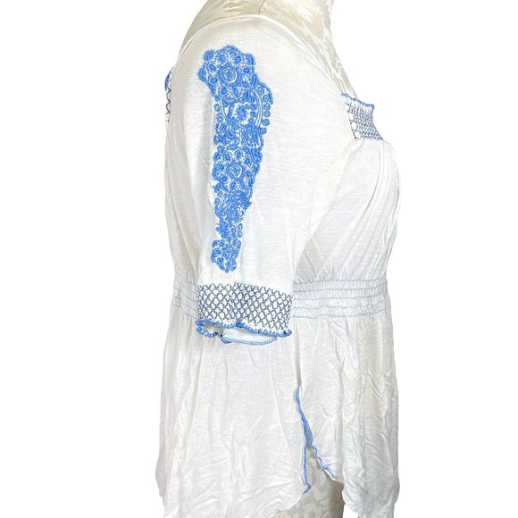 Free People Embroidered Elastic Ruched Peasant Top Blue/White Women's Medium - Picture 4 of 14